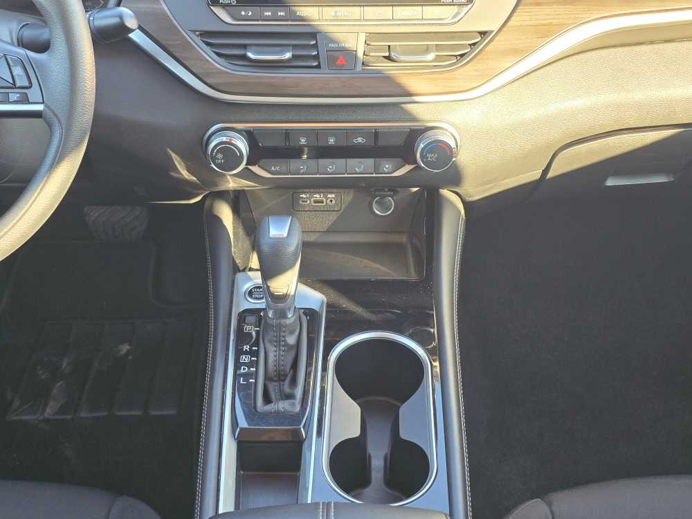 Thumbnail: 2023 Nissan Altima - 13