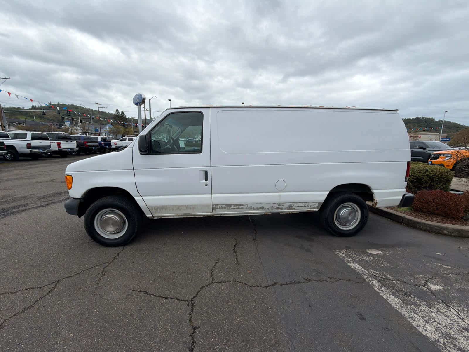 Thumbnail: 2004 Ford Econoline - 2