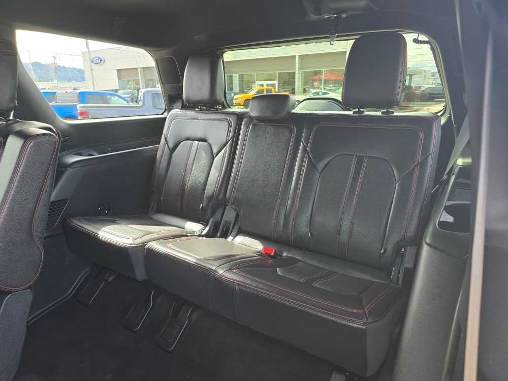 Thumbnail: 2023 Ford Expedition - 17