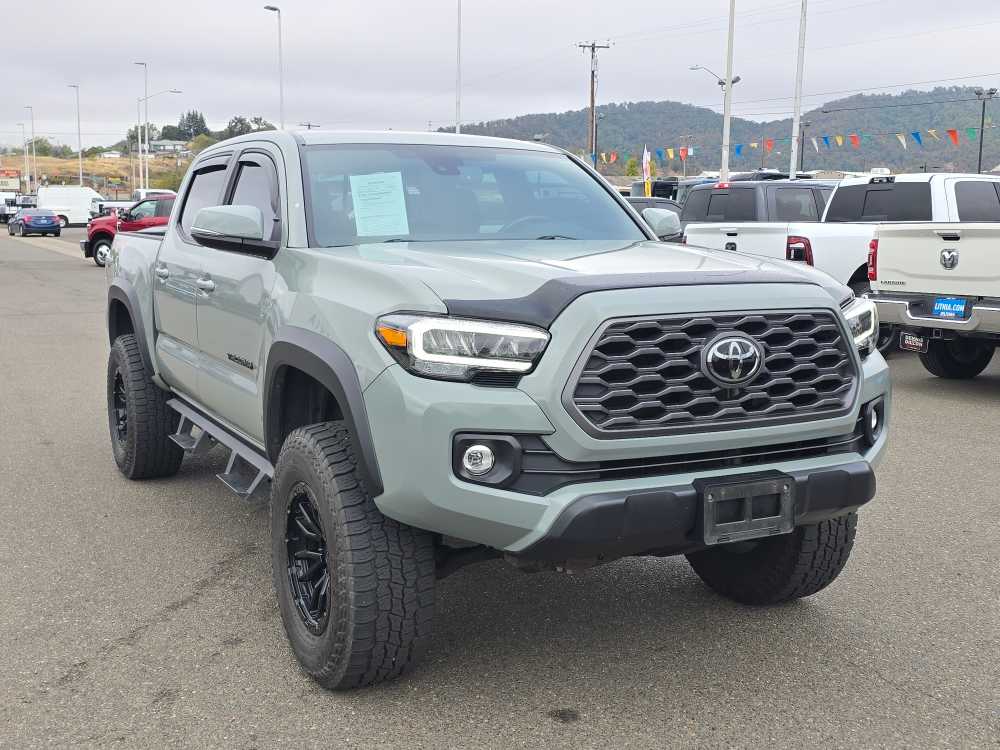 Thumbnail: 2022 Toyota Tacoma - 4