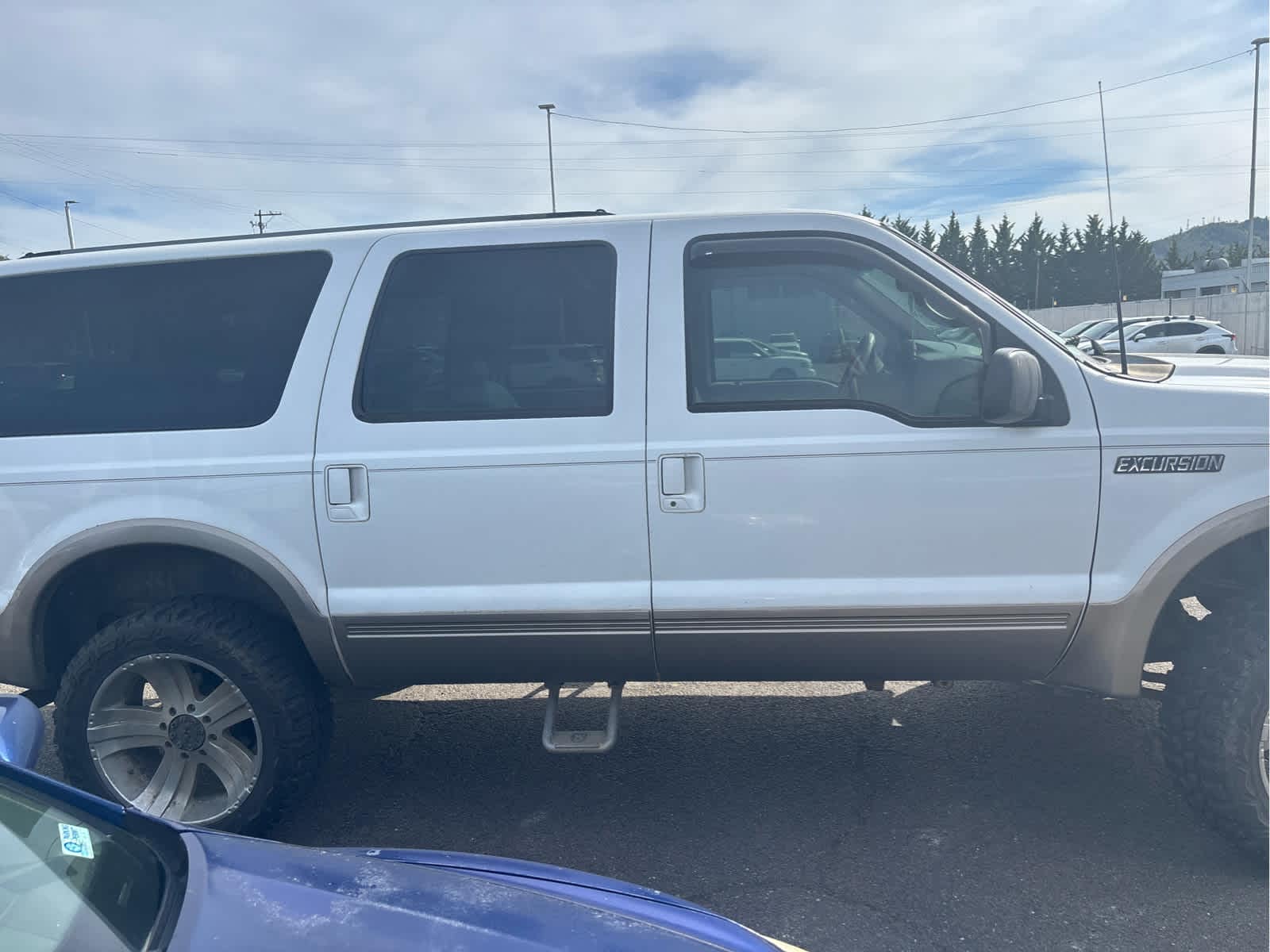 Thumbnail: 2000 Ford Excursion - 5