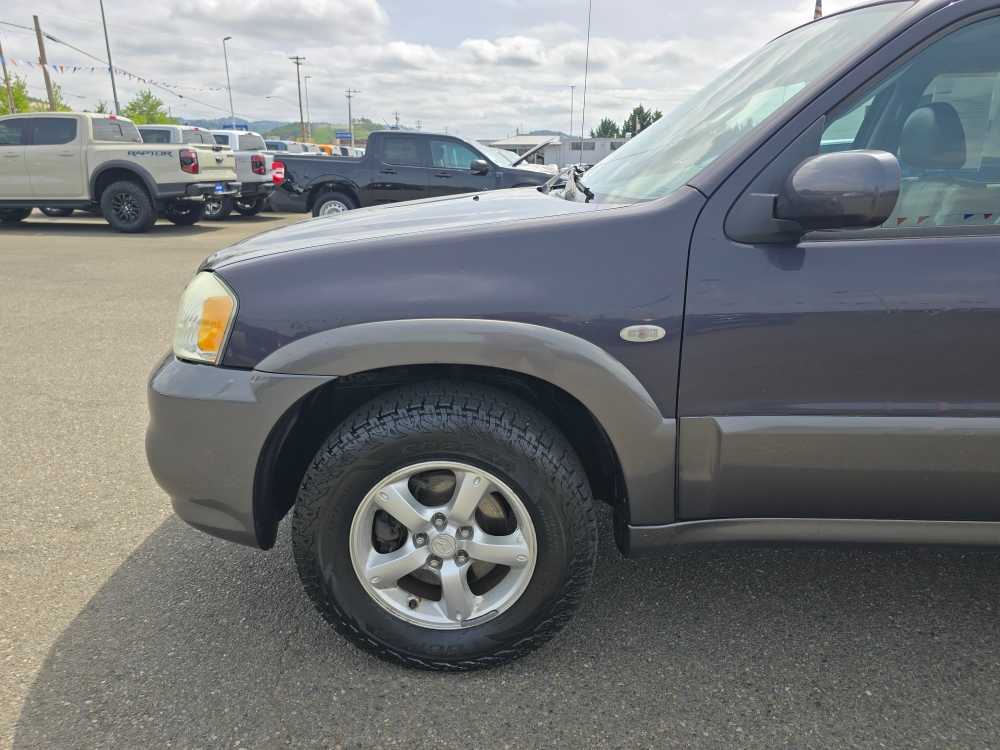 Thumbnail: 2005 Mazda Tribute - 19
