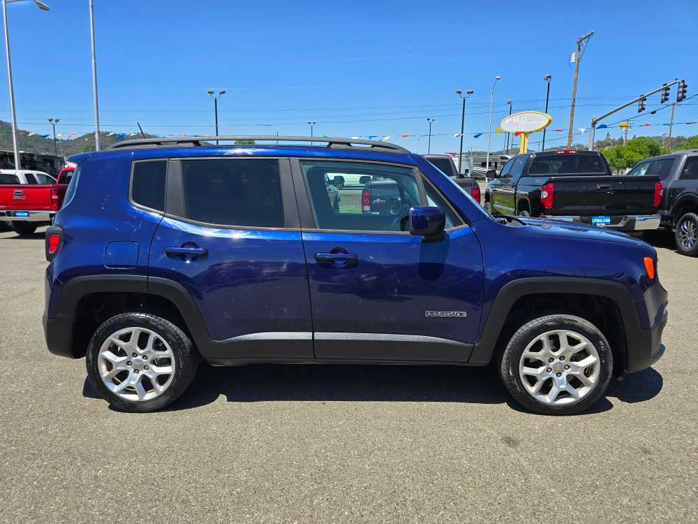 Thumbnail: 2017 Jeep Renegade - 6