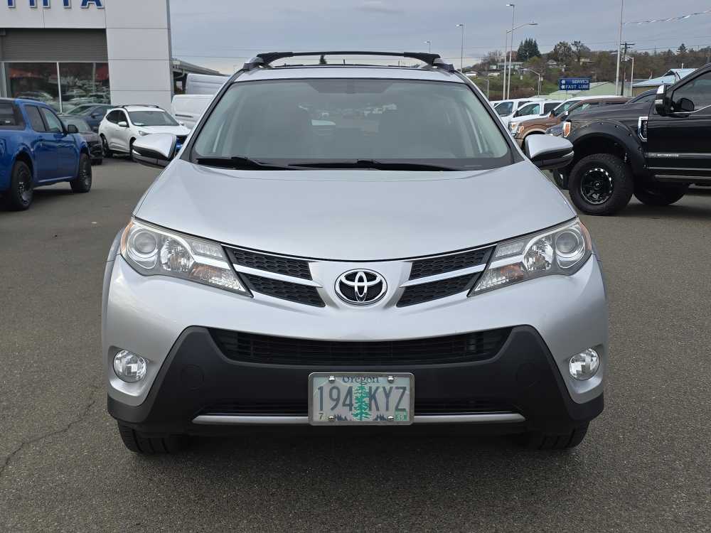 Thumbnail: 2015 Toyota RAV4 - 8
