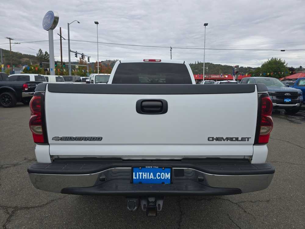 Thumbnail: 2003 Chevrolet Silverado 2500 - 4