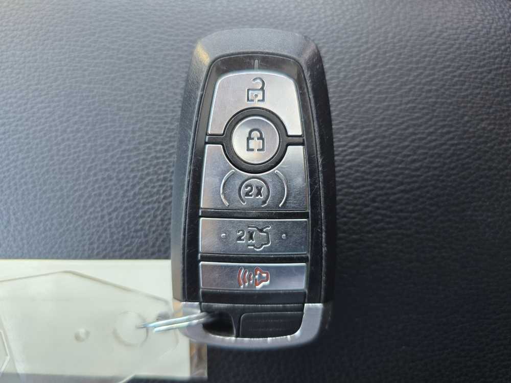 Thumbnail: 2017 Ford Fusion - 21