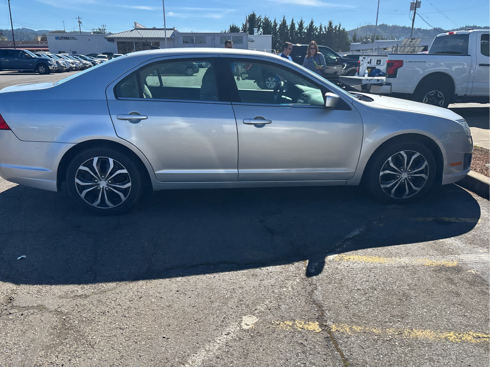 Thumbnail: 2011 Ford Fusion - 6