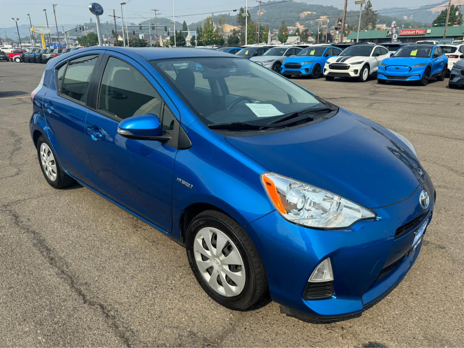 2014 Toyota Prius c Two 7