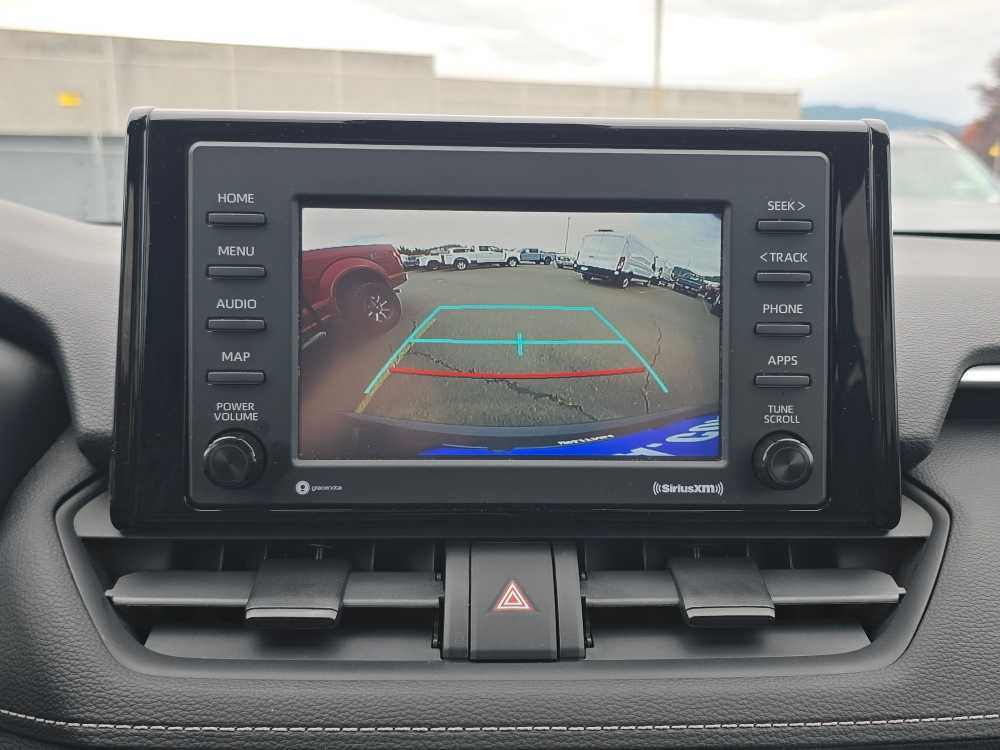 Thumbnail: 2021 Toyota RAV4 - 19