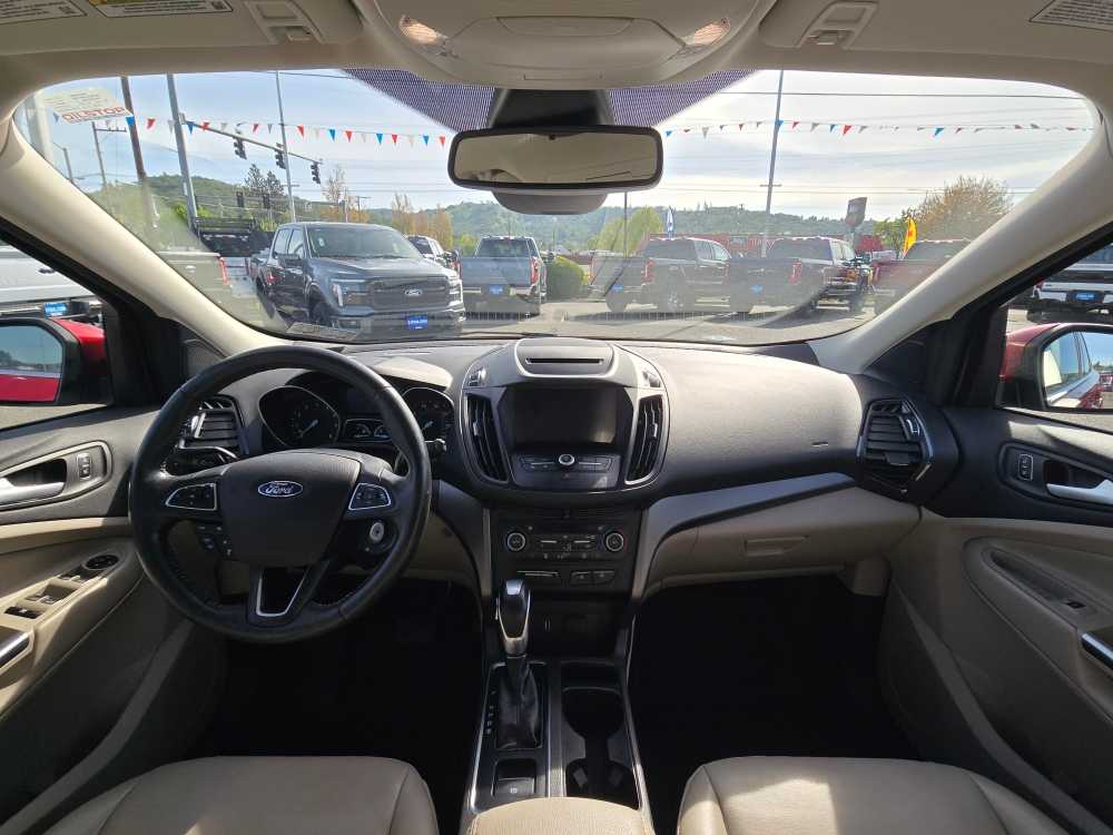 Thumbnail: 2018 Ford Escape - 15