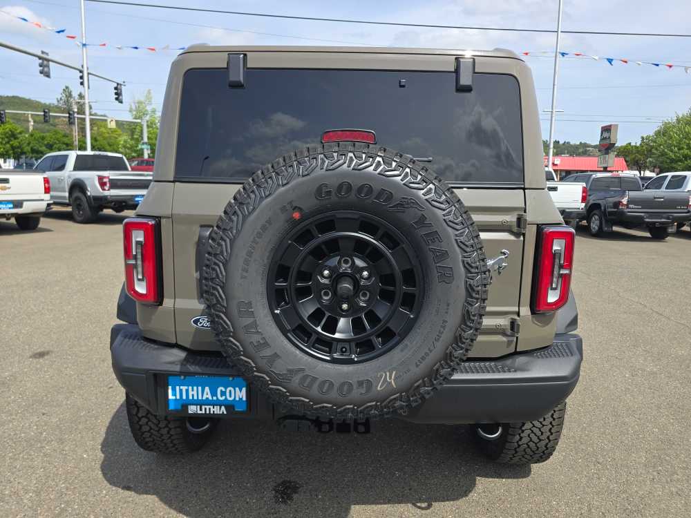 Thumbnail: 2026 Ford Bronco - 4