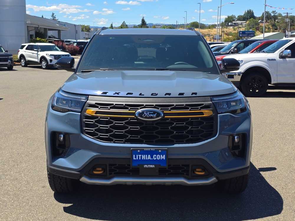 Thumbnail: 2026 Ford Explorer - 8
