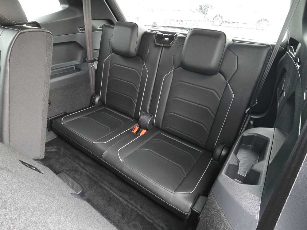 Thumbnail: 2019 Volkswagen Tiguan - 17