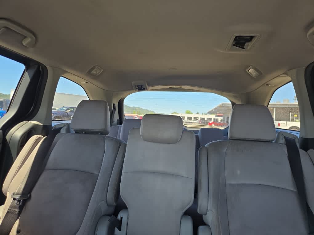 Thumbnail: 2019 Honda Odyssey - 11
