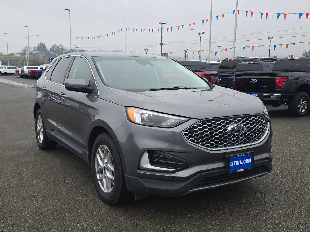 Thumbnail: 2023 Ford Edge - 7