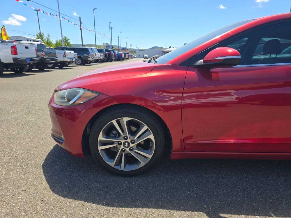 Thumbnail: 2017 Hyundai Elantra - 6