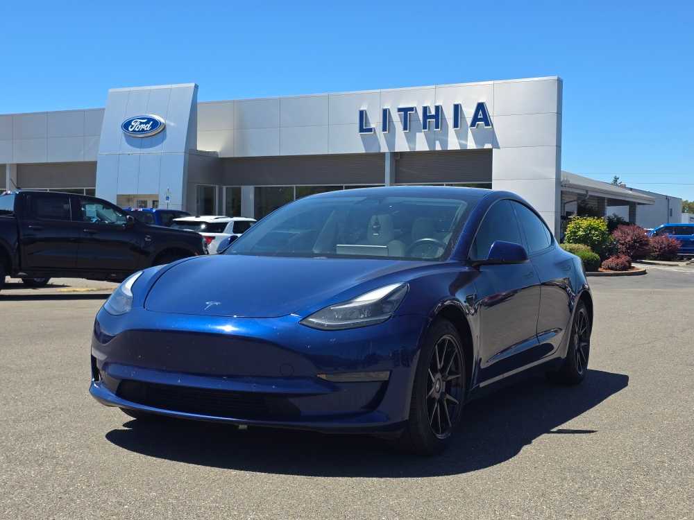 Thumbnail: 2021 Tesla Model 3 - 8