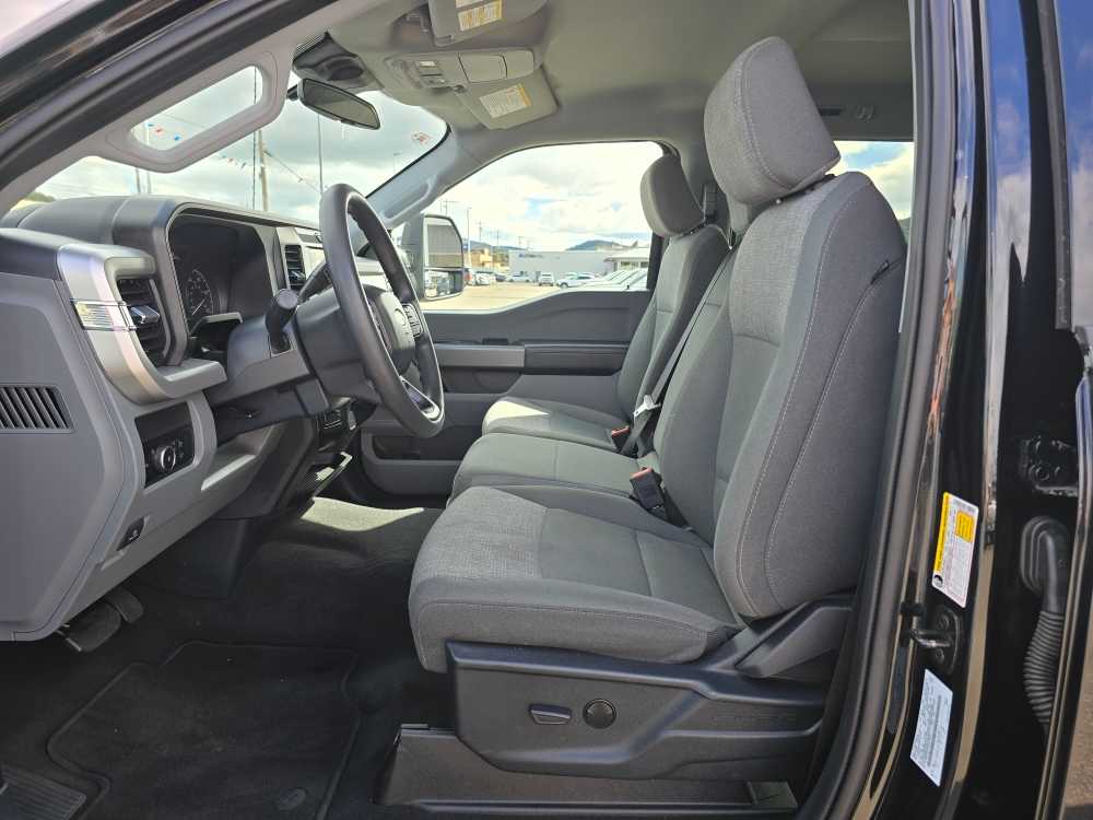 Thumbnail: 2025 Ford F-350 - 10