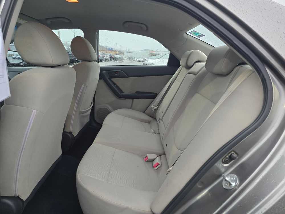 Thumbnail: 2011 Kia Forte - 17