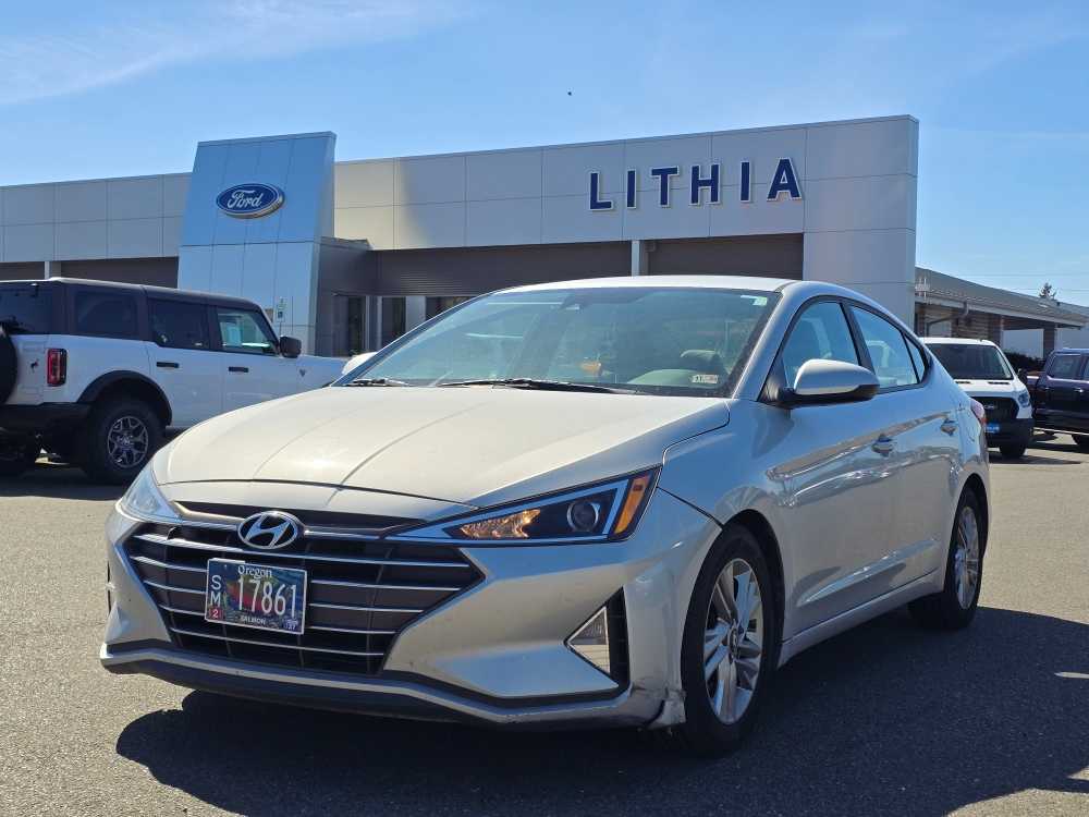 Thumbnail: 2019 Hyundai Elantra - 1