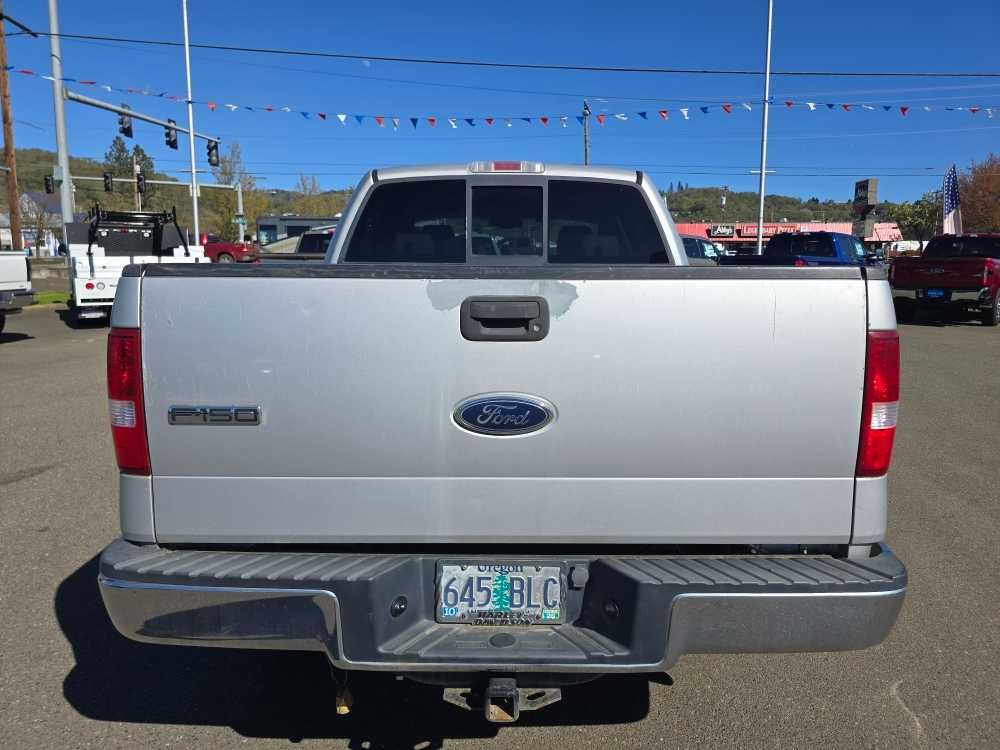 Thumbnail: 2004 Ford Econoline - 4