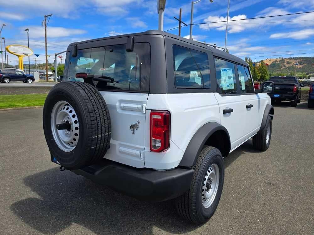 Thumbnail: 2025 Ford Bronco - 5