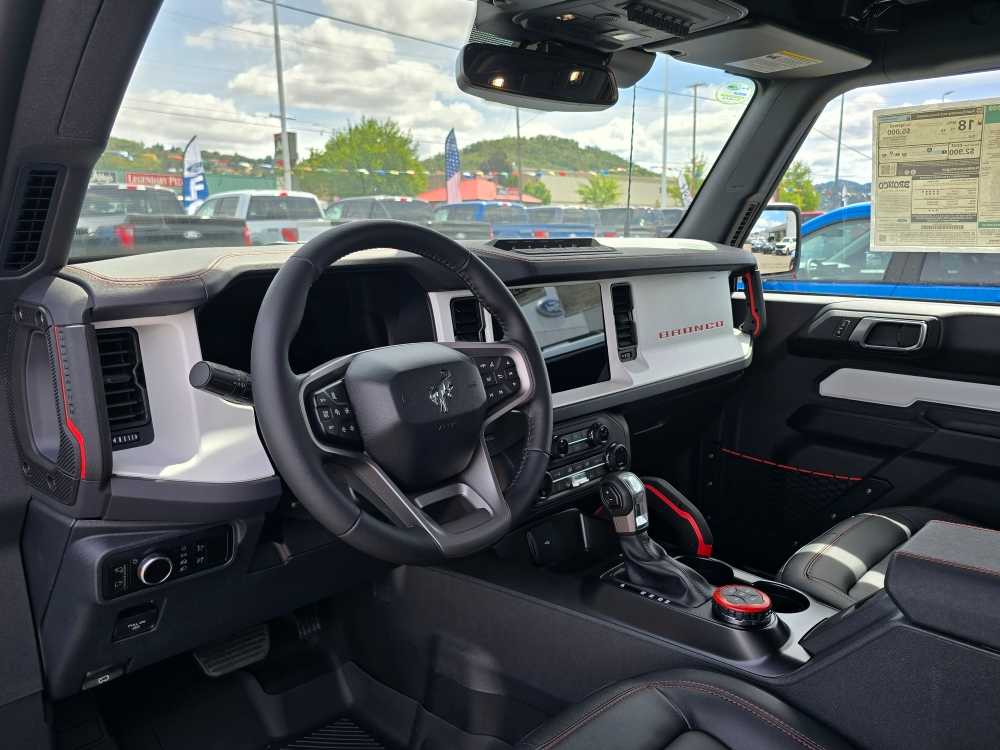 Thumbnail: 2025 Ford Bronco - 9