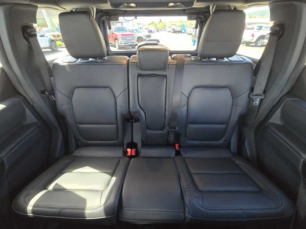 Thumbnail: 2026 Ford Bronco - 17