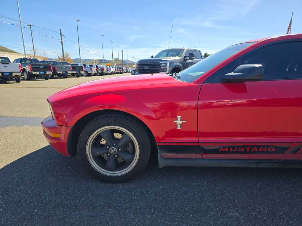 Thumbnail: 2008 Ford Mustang - 6