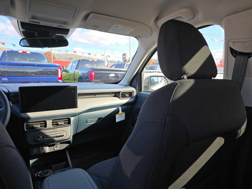 Thumbnail: 2025 Ford Maverick - 14