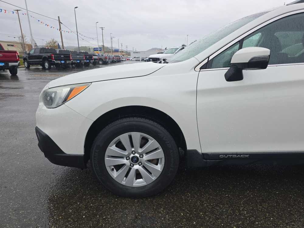 Thumbnail: 2015 Subaru Outback - 18