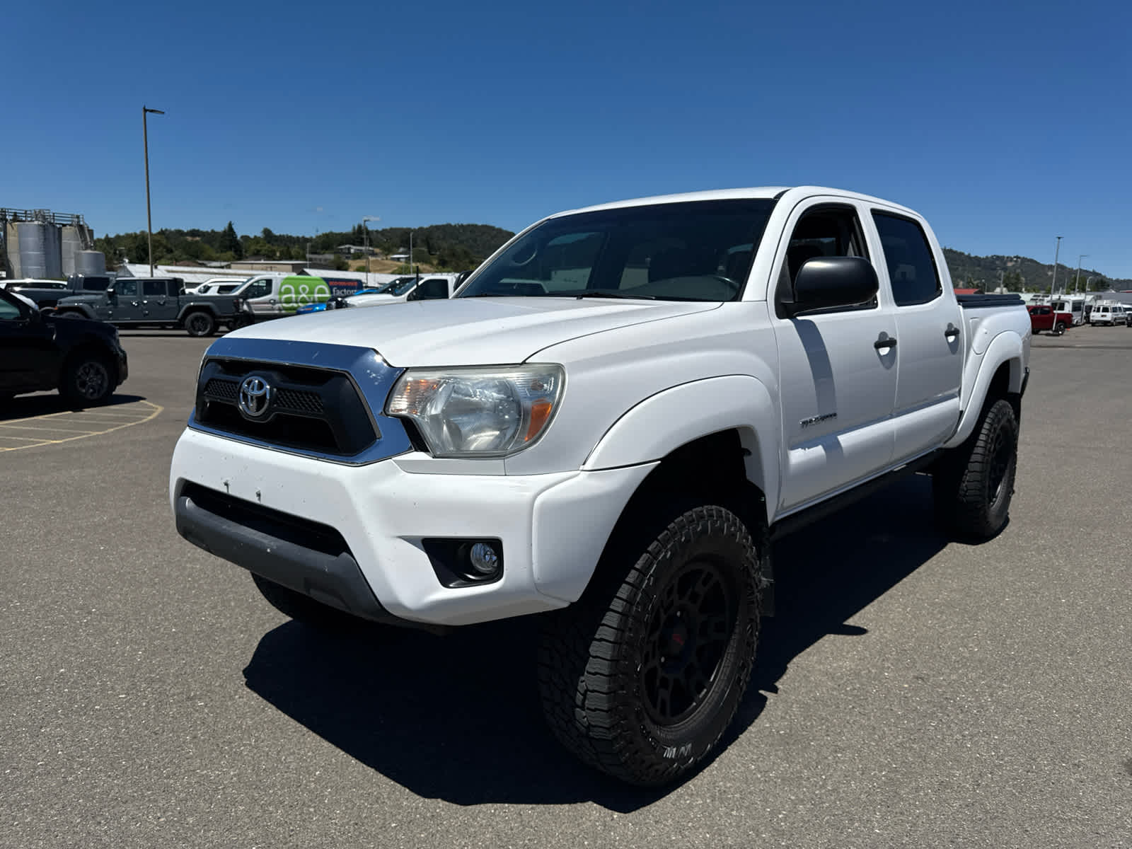 Thumbnail: 2015 Toyota Tacoma - 1