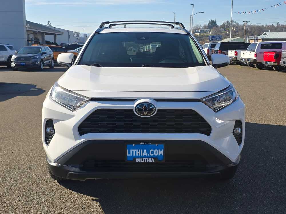 Thumbnail: 2021 Toyota RAV4 - 8