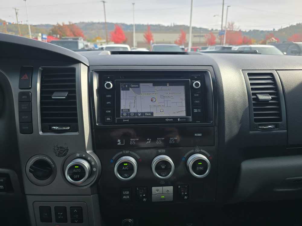 Thumbnail: 2016 Toyota Sequoia - 12