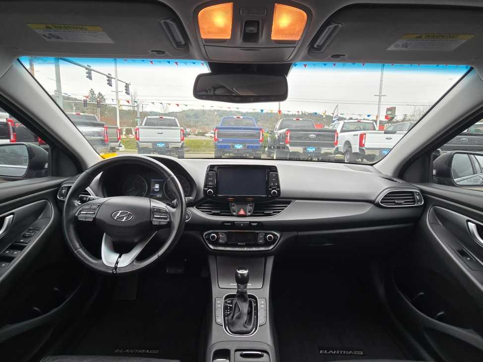 Thumbnail: 2018 Hyundai Elantra - 15