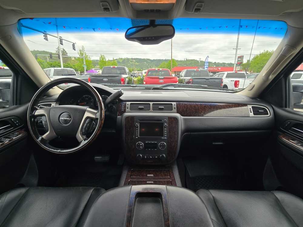 Thumbnail: 2011 GMC Sierra 3500 - 15