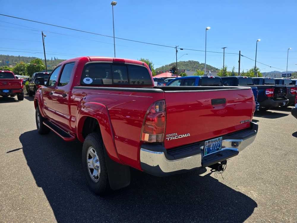Thumbnail: 2005 Toyota Tacoma - 2