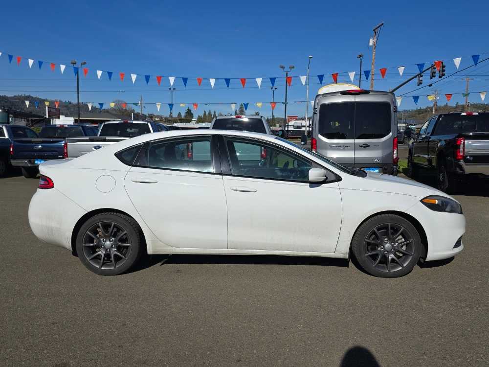 Thumbnail: 2016 Dodge Dart - 6