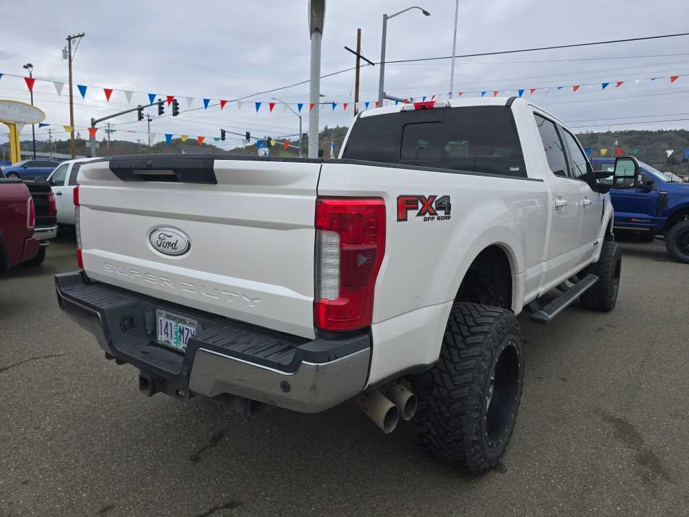 Thumbnail: 2017 Ford F-350 - 5