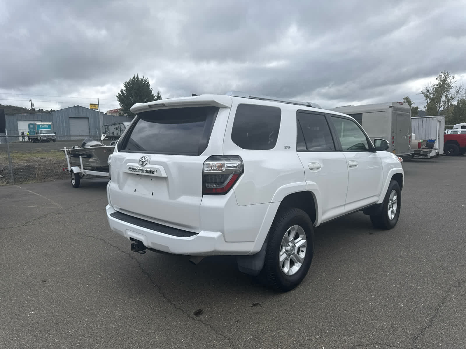 Thumbnail: 2016 Toyota 4Runner - 5