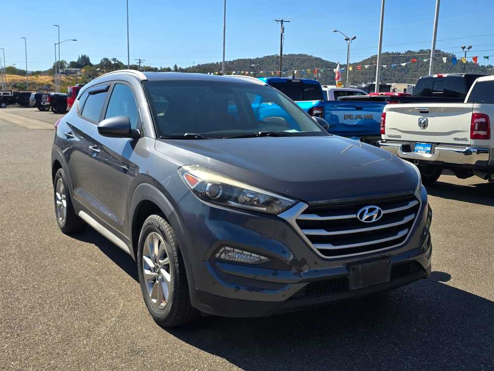 Thumbnail: 2018 Hyundai Tucson - 4