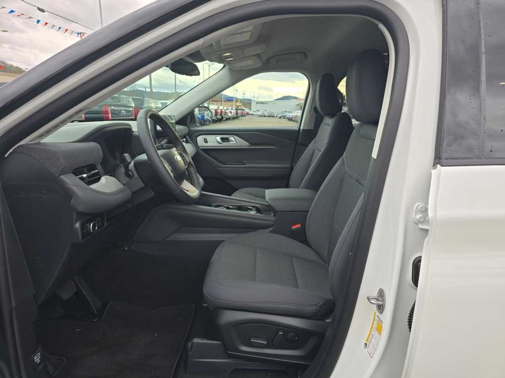 Thumbnail: 2026 Ford Explorer - 9