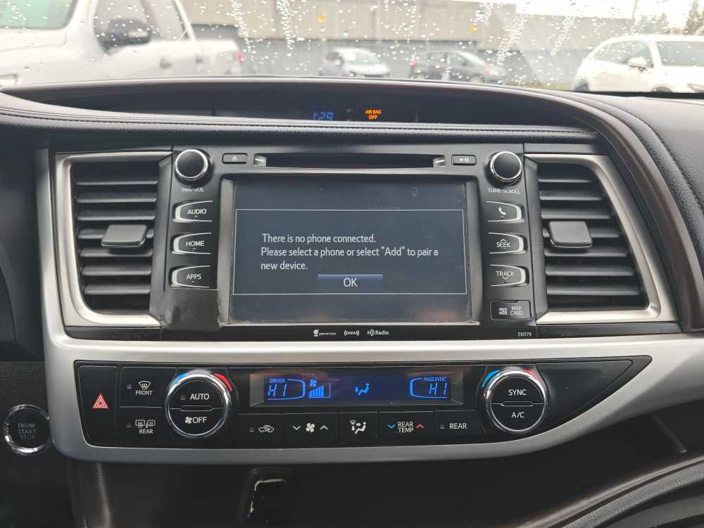 Thumbnail: 2018 Toyota Highlander - 12