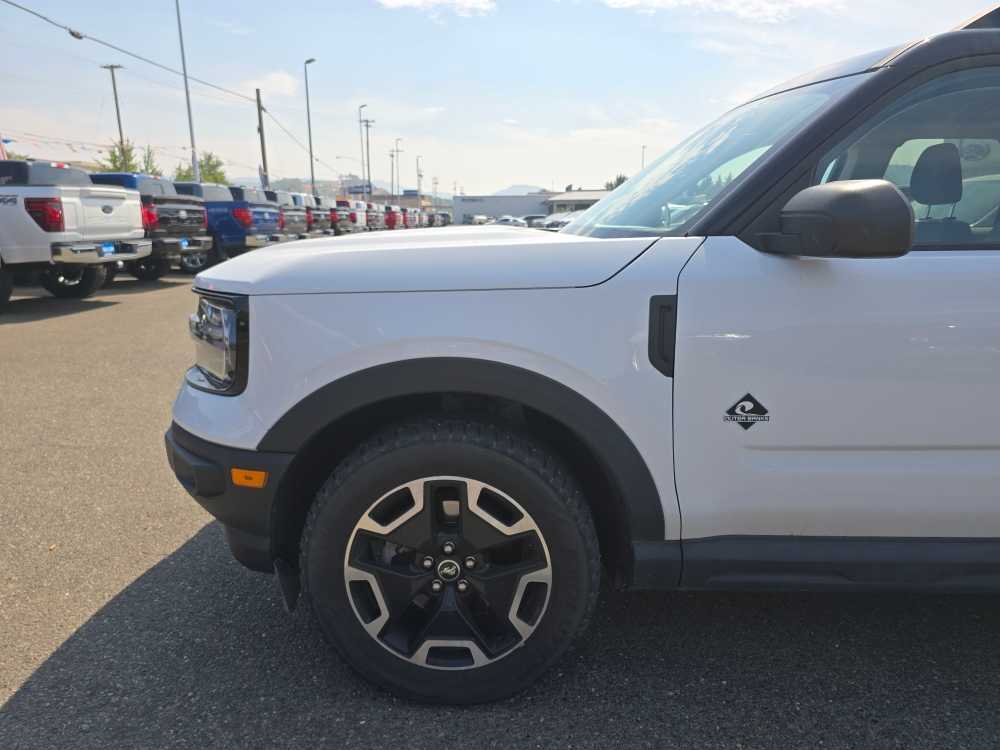Thumbnail: 2021 Ford Bronco Sport - 6