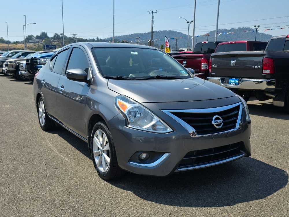 Thumbnail: 2017 Nissan Versa - 4