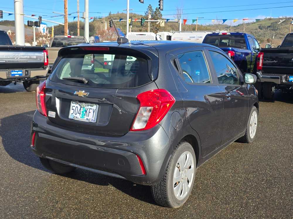 Thumbnail: 2017 Chevrolet Spark - 5