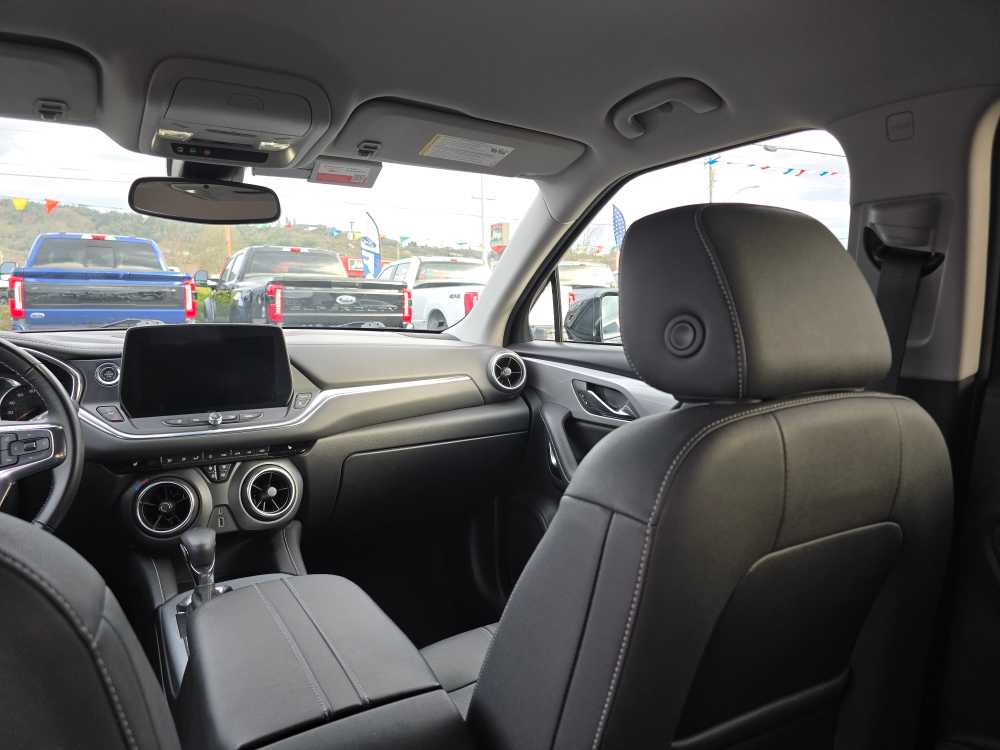 Thumbnail: 2024 Chevrolet Blazer - 14