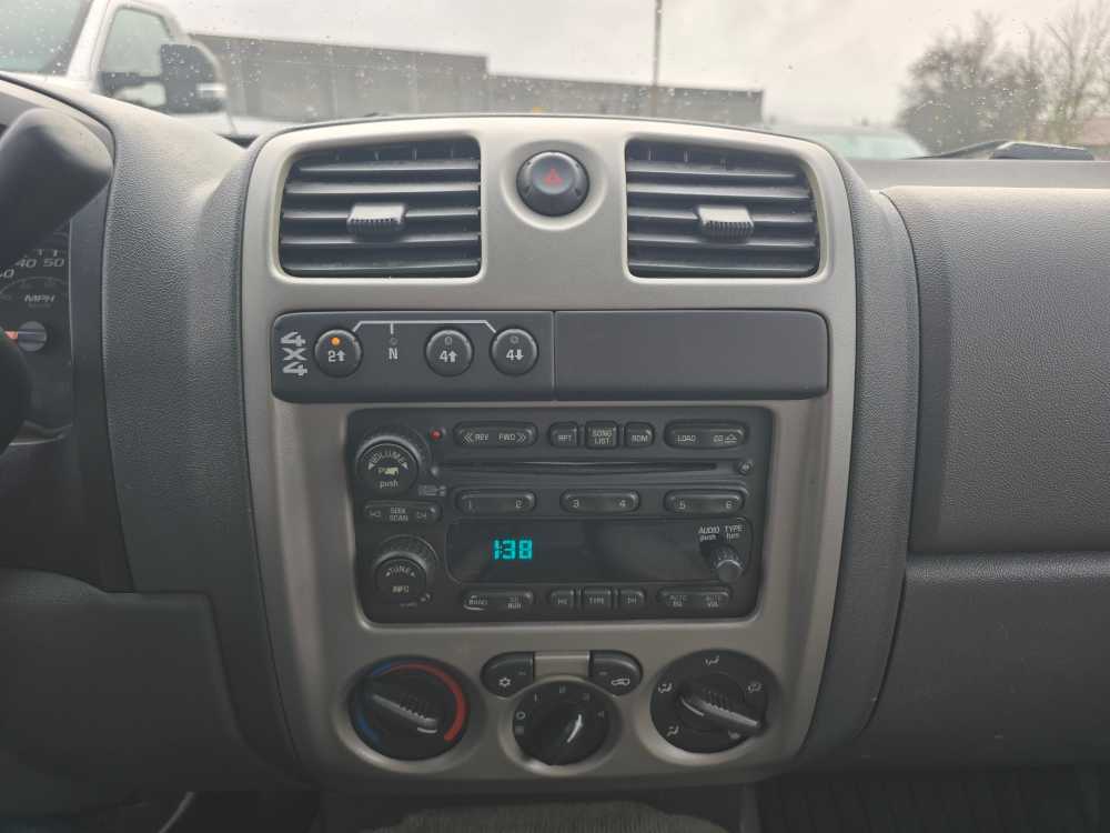 Thumbnail: 2005 Chevrolet Colorado - 12