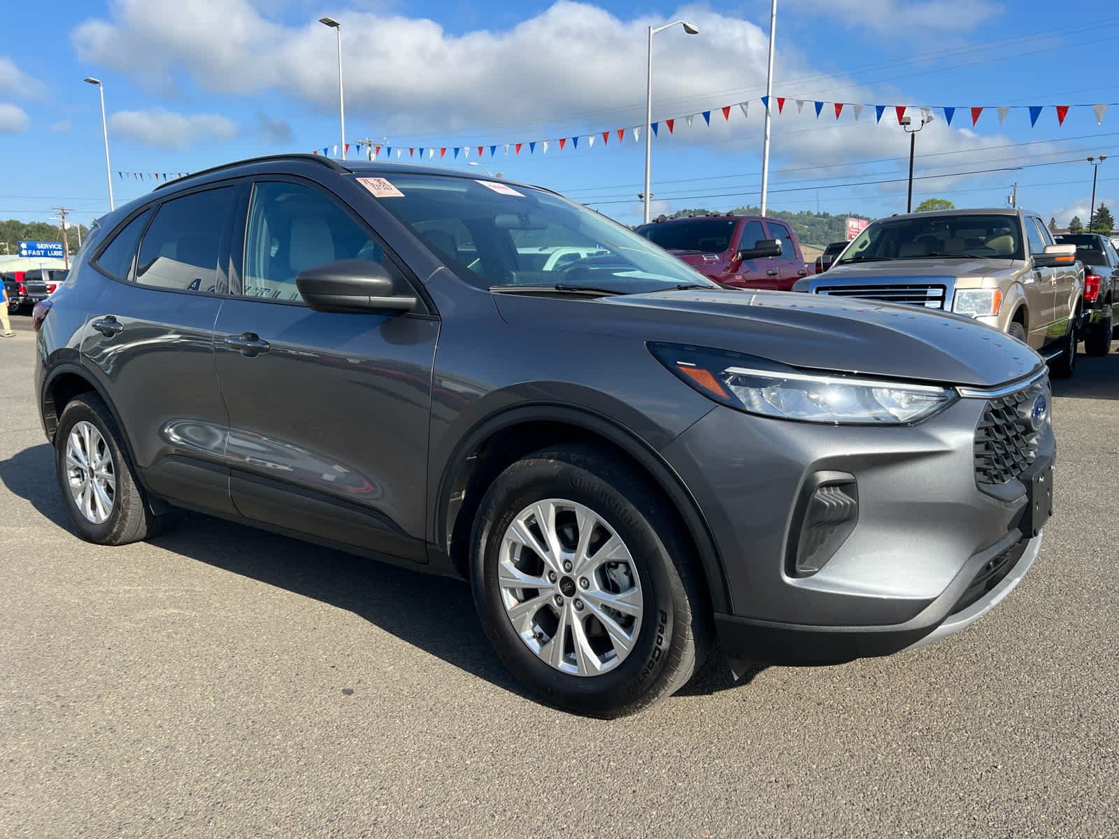Thumbnail: 2025 Ford Escape - 3