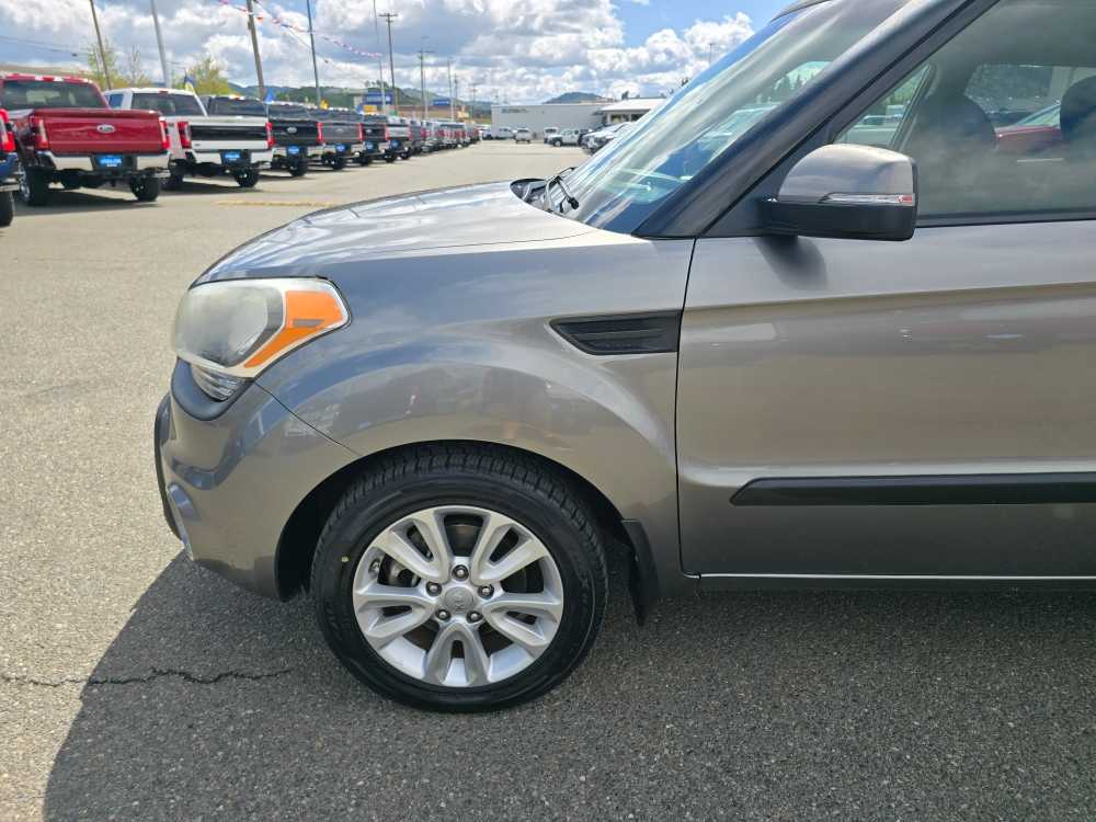 Thumbnail: 2012 Kia Soul - 18